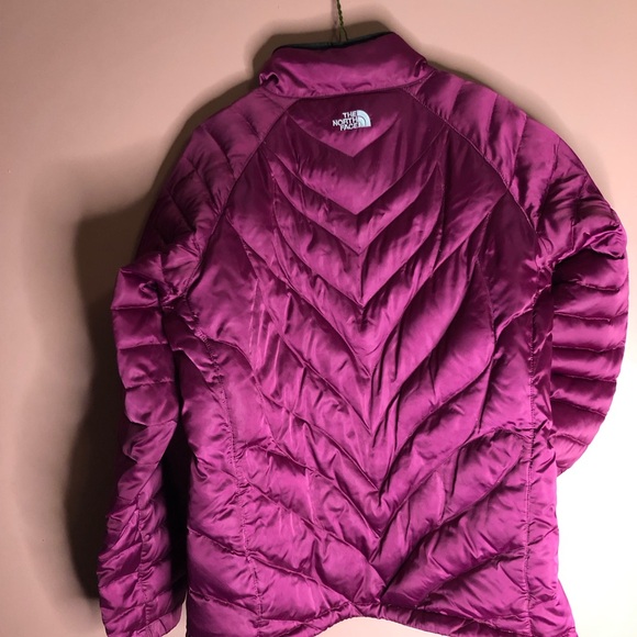 The North Face Women Small Goose Down 550 Insulated Purple Satin Winter Jacket - Picture 3 of 11